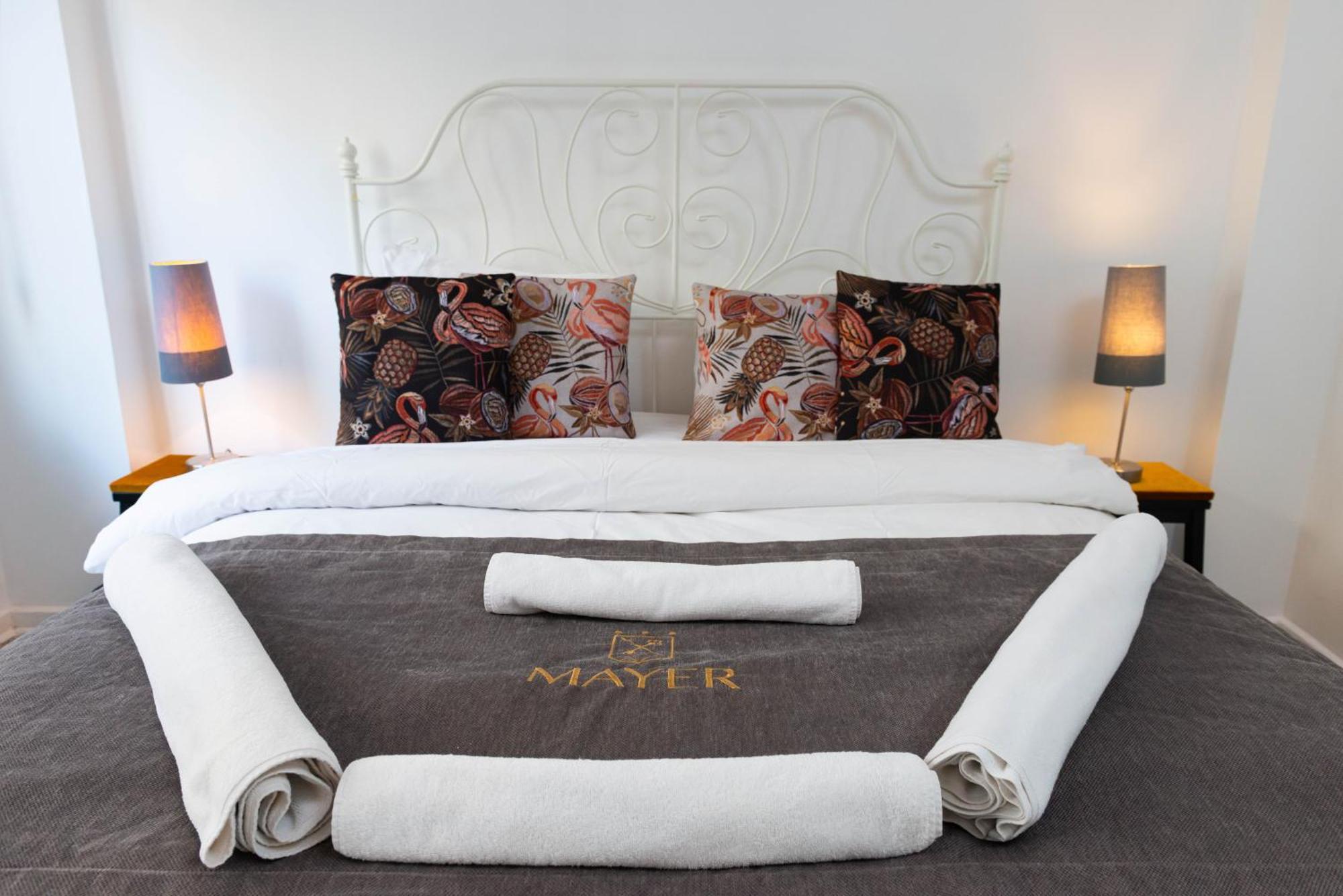 Mayer Galata Apartments อิสตันบูล ภายนอก รูปภาพ